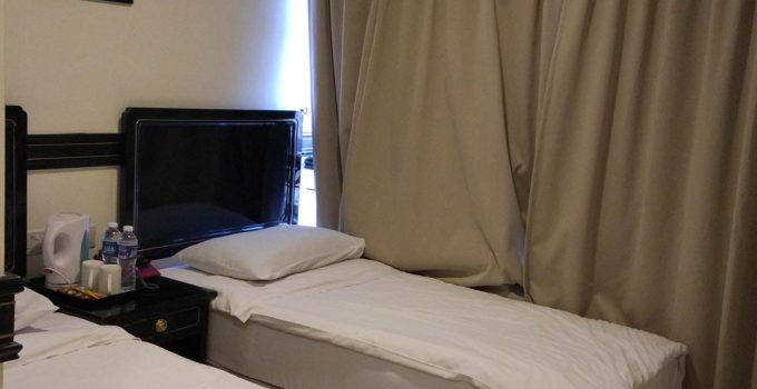 reddoorz hotel review singapore damon wong