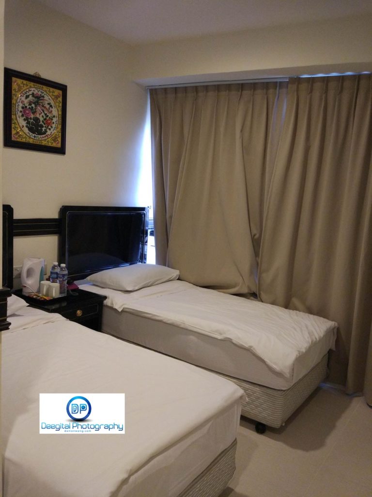reddoorz hotel review singapore damon wong