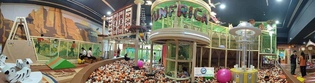 sg_cheapest_indoor_playground_damon_wong_jolly_jungle_yishun_safra_entranceplay