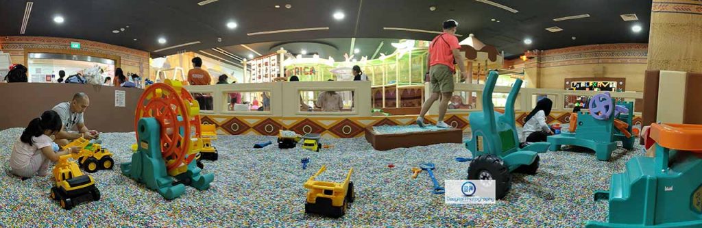 sg_cheapest_indoor_playground_damon_wong_jolly_jungle_yishun_safra_beads2